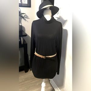 Elie Tahari Beige Leather Skinny Belt